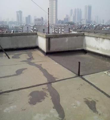 广州漏水维修 楼顶漏水是什么原因，楼顶漏水维修方法是什么?